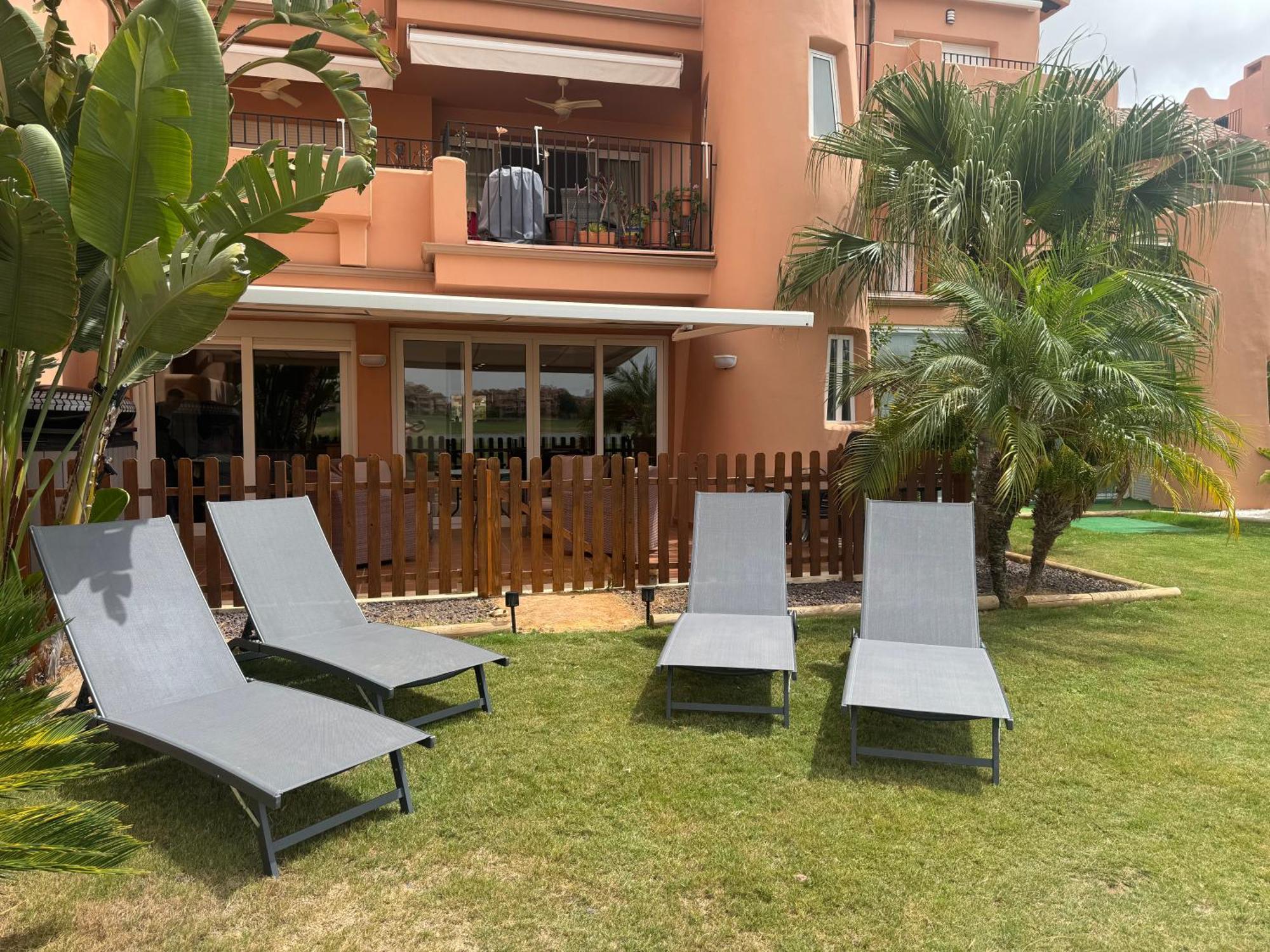 Mar Menor Golf Resort, Luxury Sleeps 6, Views Apartment *